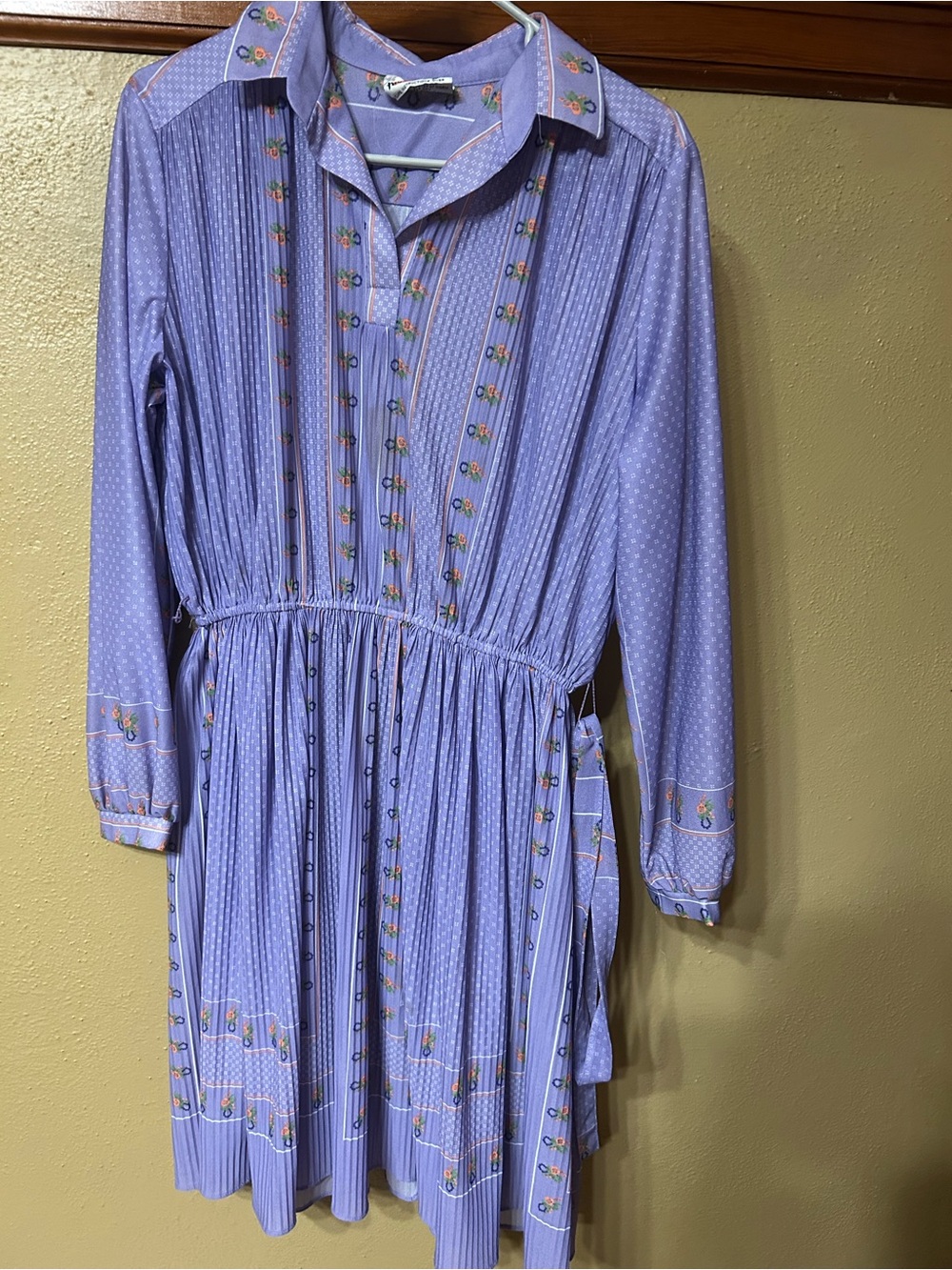 Vintage Collard Midi Dress